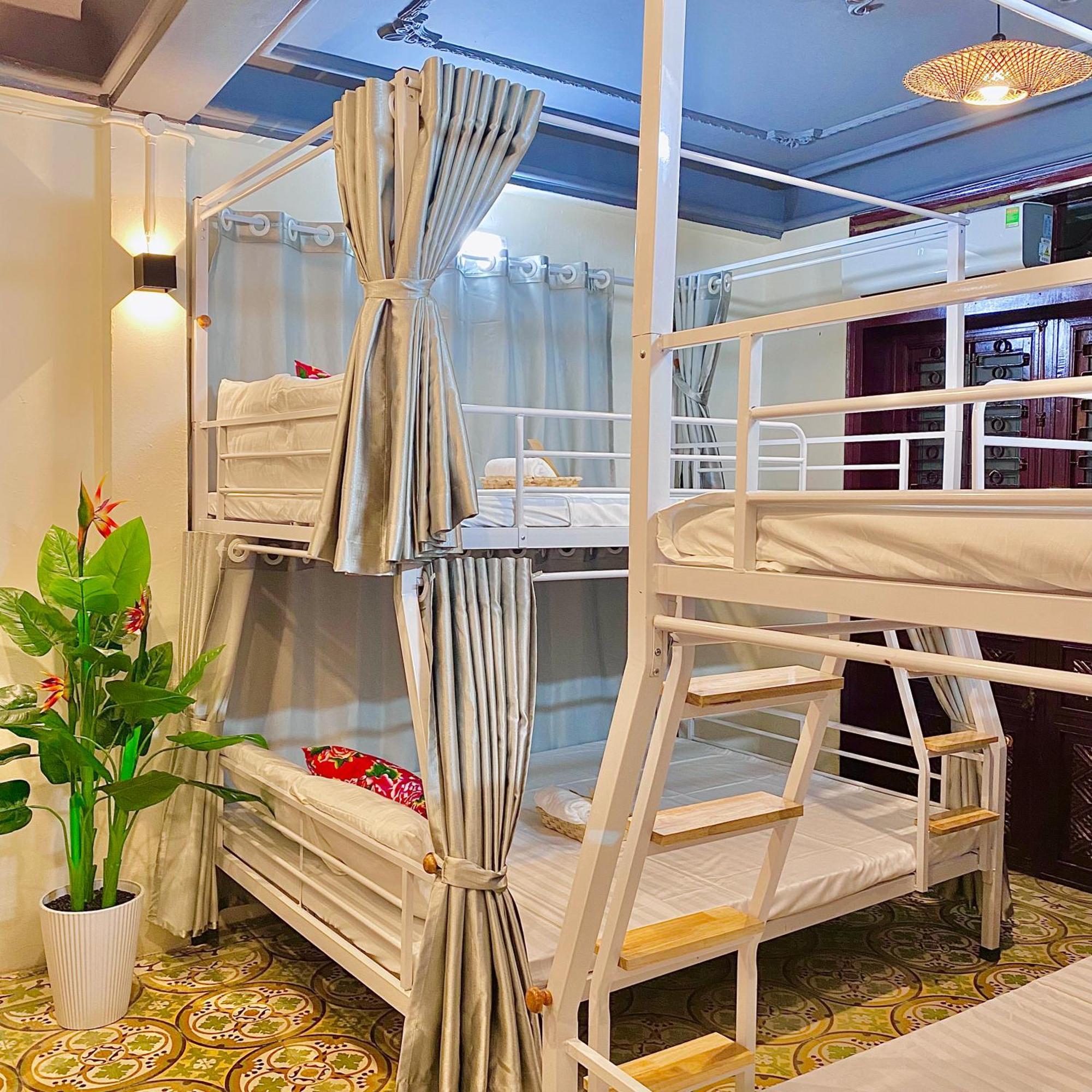 Hanoi Vibes Hostel Exterior photo